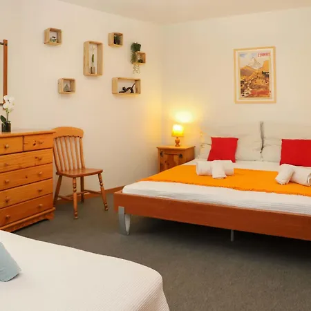 Primavista-3 By Interhome *